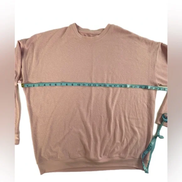 Alo Yoga Soho Pullover Sugarplum Pink Large - Picture 6 of 9